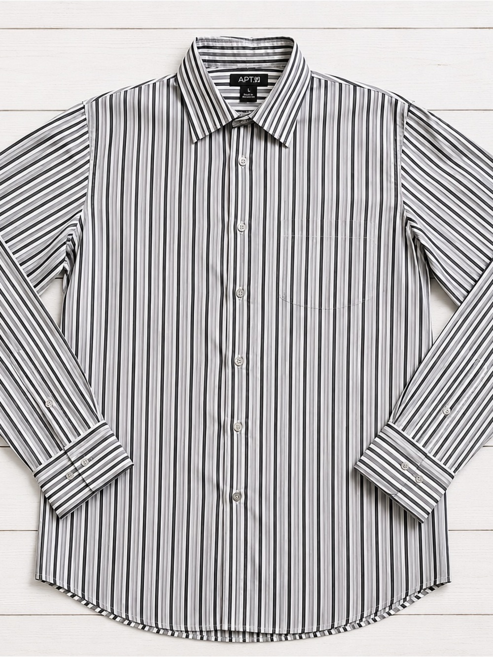 Apt. 9 Men’s Vertical Striped Long Sleeve Button Down Shirt